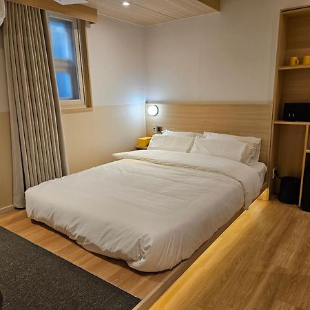 2025 Renovated- Hotel Marguerite Seoul Exteriör bild