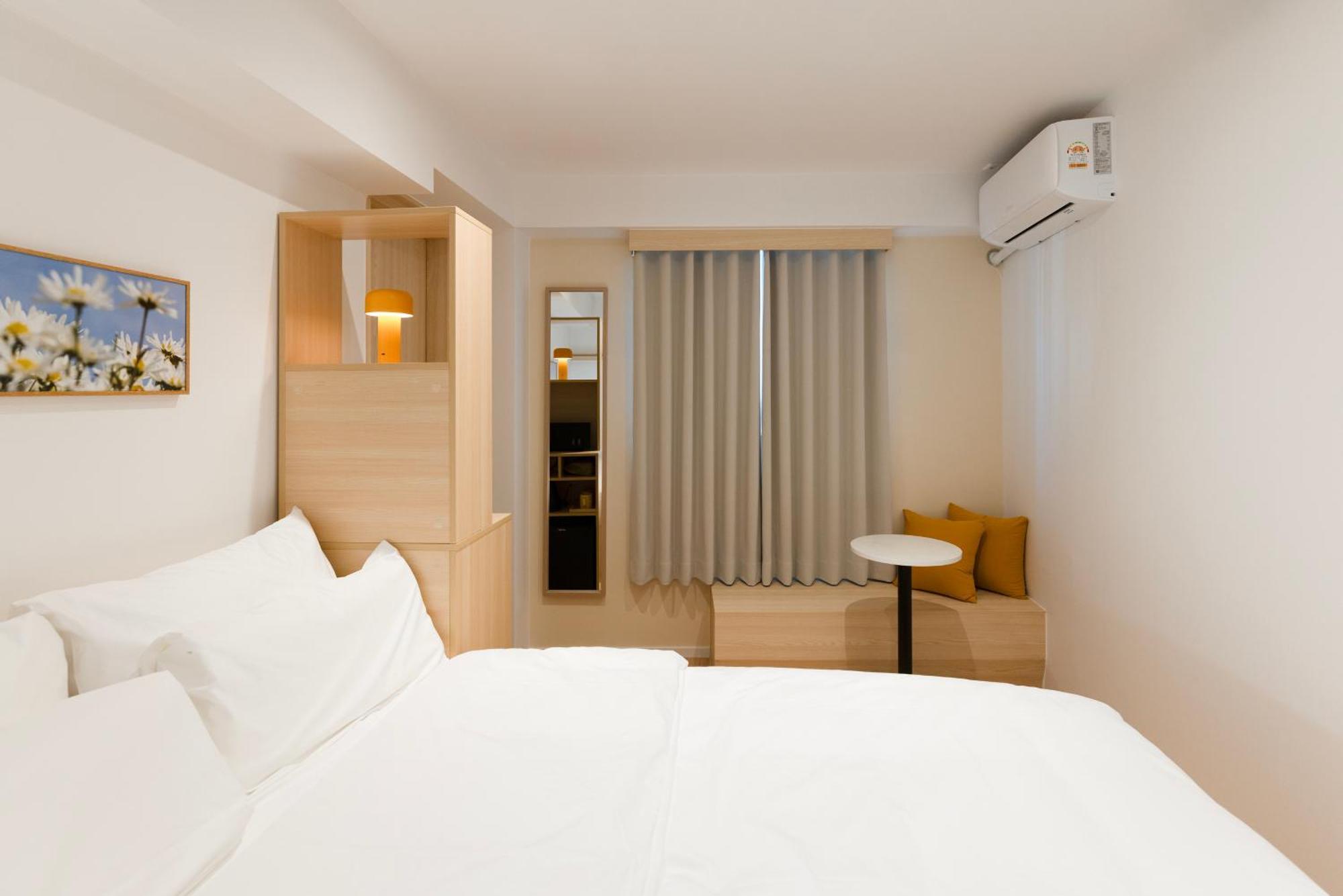 2025 Renovated- Hotel Marguerite Seoul Exteriör bild