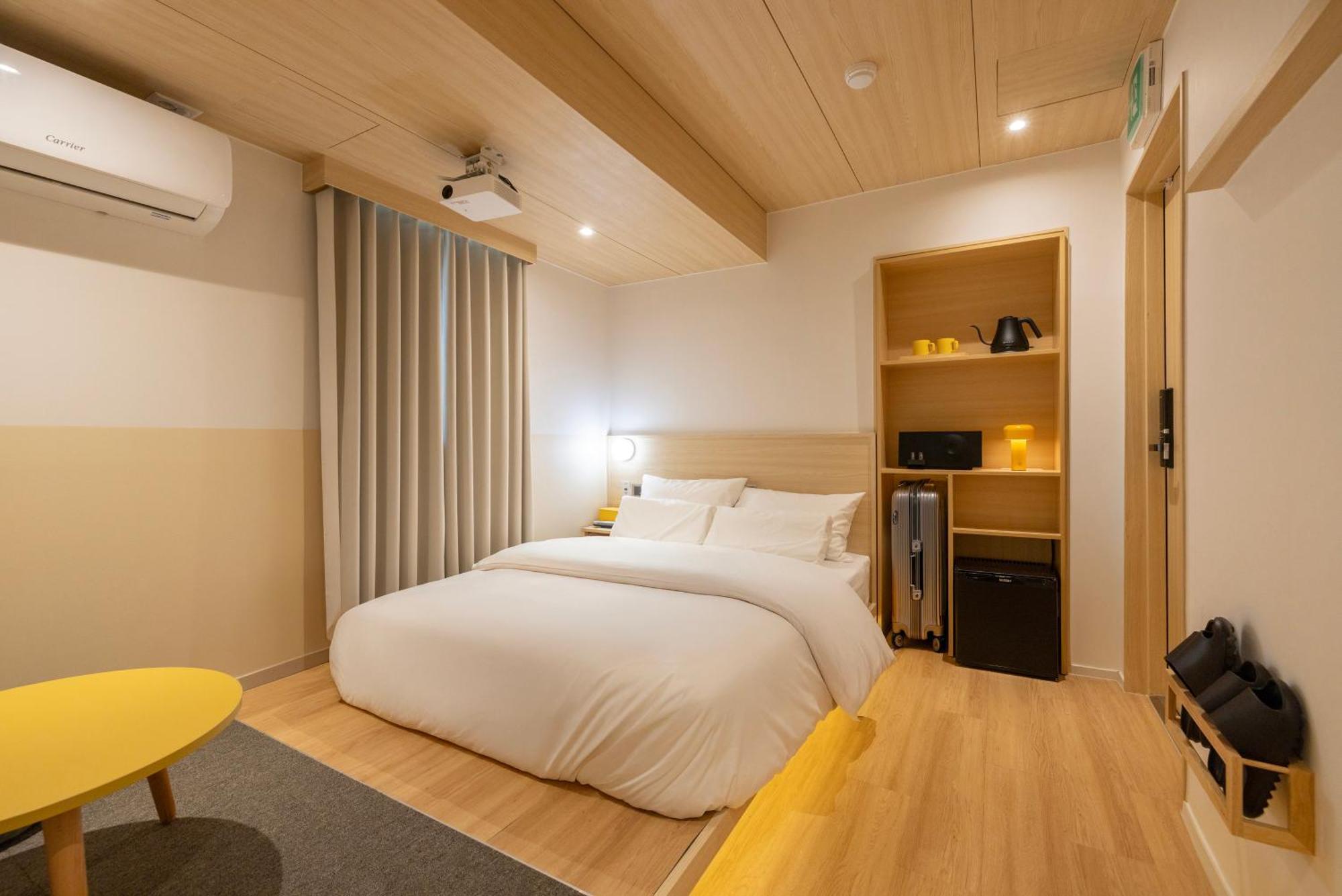 2025 Renovated- Hotel Marguerite Seoul Exteriör bild